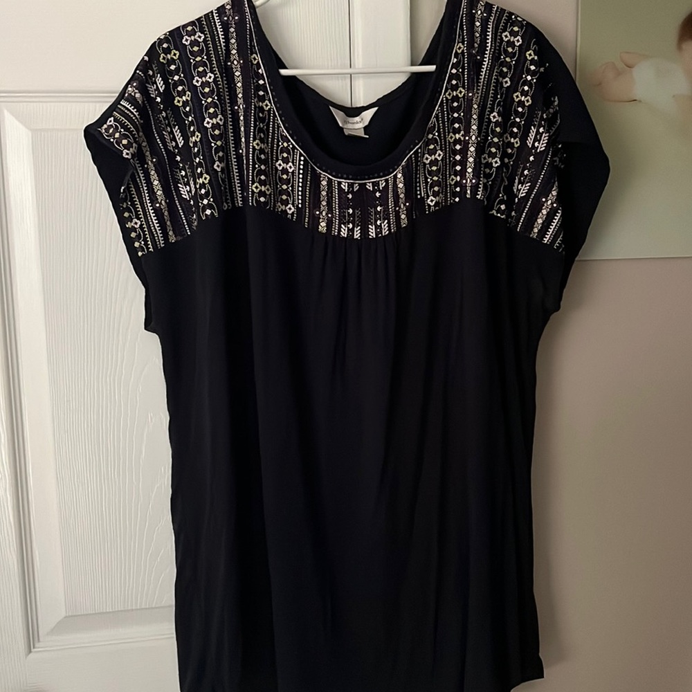 Women’s shirt